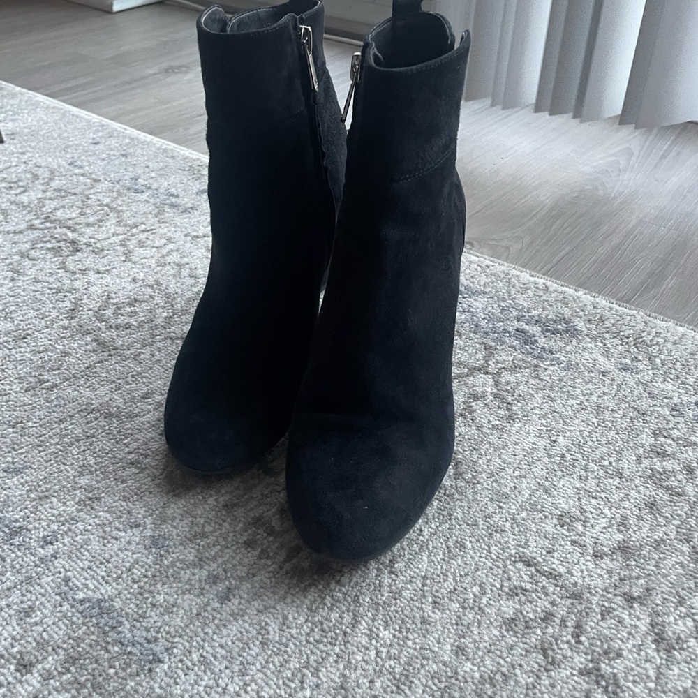 Sam Edelman Black Suede Ankle Boots size 8.5